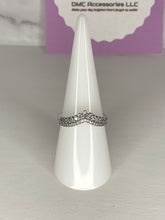 Load image into Gallery viewer, La Reina